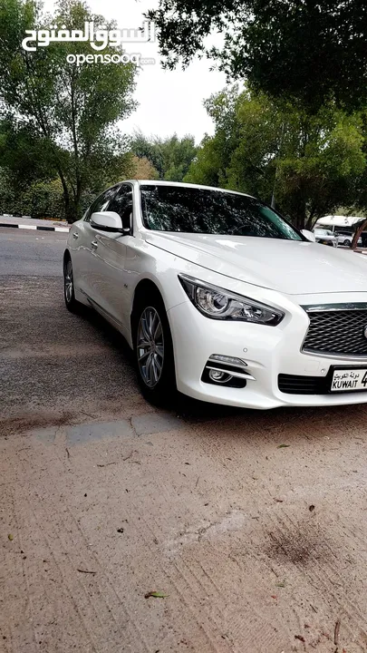 انفنيتي Q50 2016 167km بحالة فوق الممتازة سيرفيس منتظم حتى الان