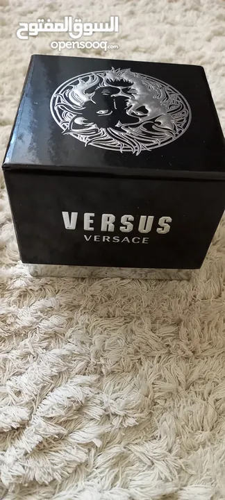 ساعة Versus Versace جديدة