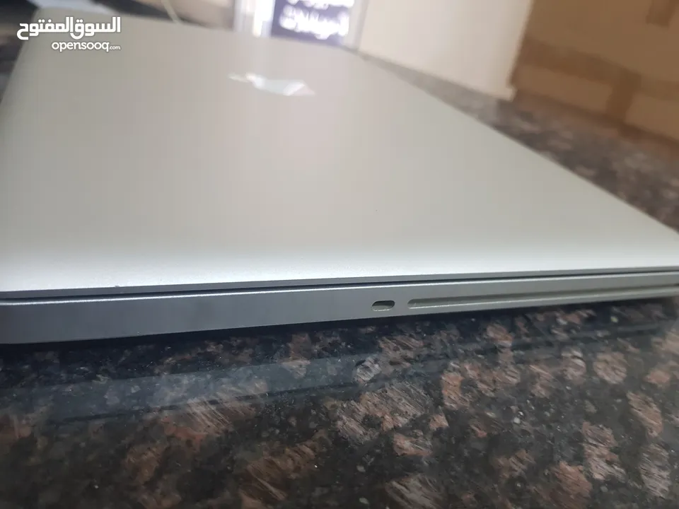 MACBOOK 2011 I7 15.4 INCH مستعمل