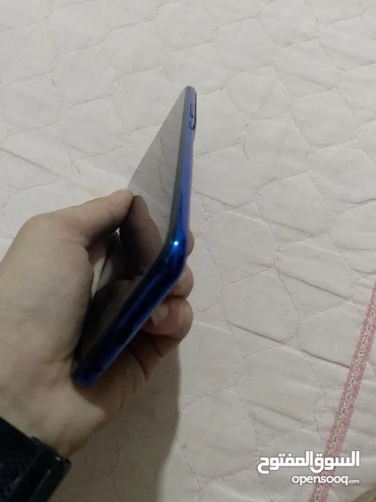 هواوي y9 برايم 2019 بحالة جيدة في شعر بالشاشة خفيف للبدل فقط