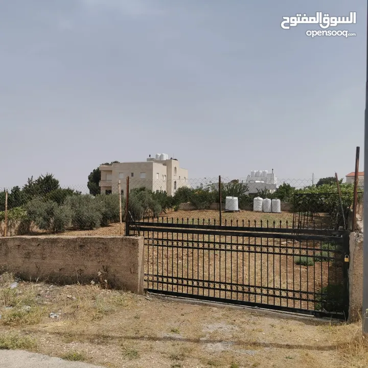 قطعة أرض للبيع