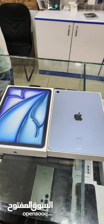 iPad Air 11-inch (m2)بحالة الجديد بسعر مميز