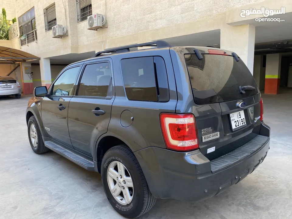 فورد اسكايب فل كامل فورويل وفتحة ودهان الوكالة 7 جيد كلين تايتل