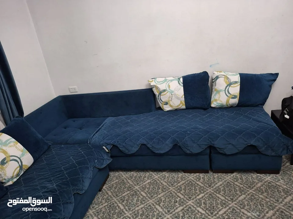 بيع طقم كورنر من شهوان بسعر200دينار بحاجة فقط لدراي كلين