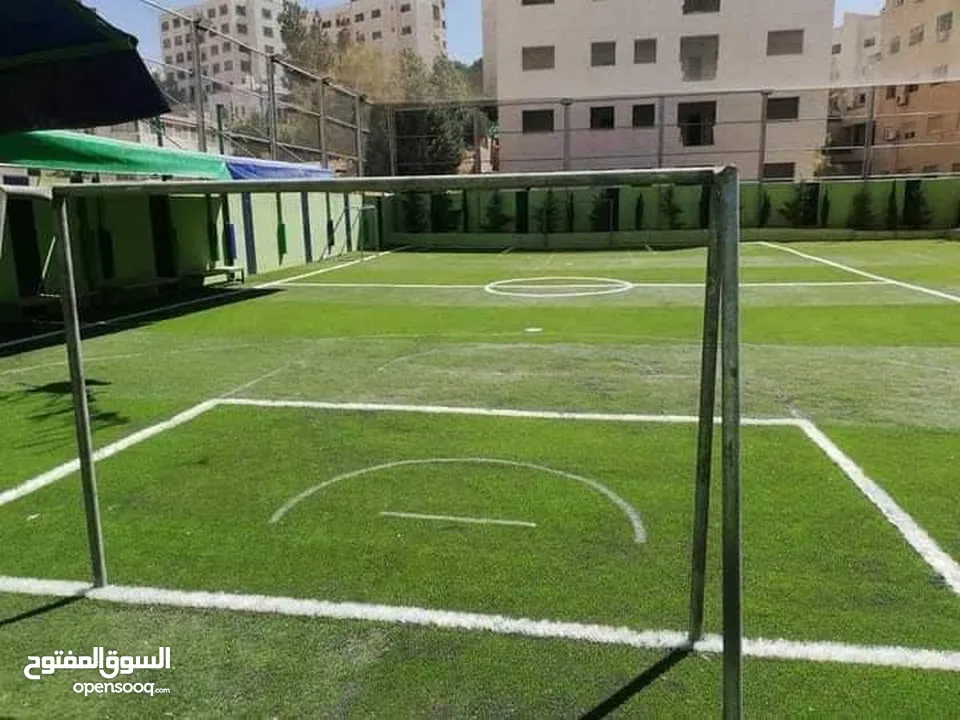 عشب ونجيل صناعي  باقل الاسعار واعلى المواصفات  بلجيكي  فيتنامي  صيني  اردني  اماراتي  خامات والوان