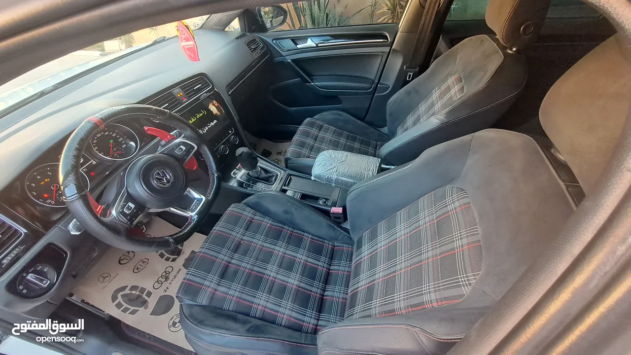 لحق اااذا بتلحق بسبب السفر جولف gti mk7 2015  بسسس على 79 الف ككاااش فقط