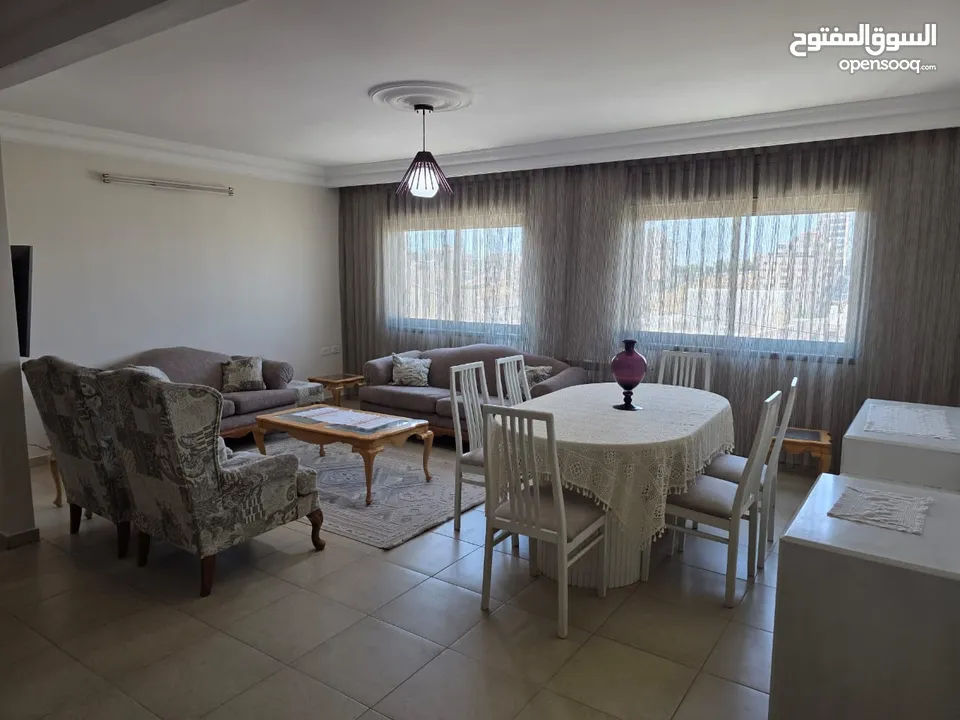شقة فاخرة للإيجار في الماصيون رام الله