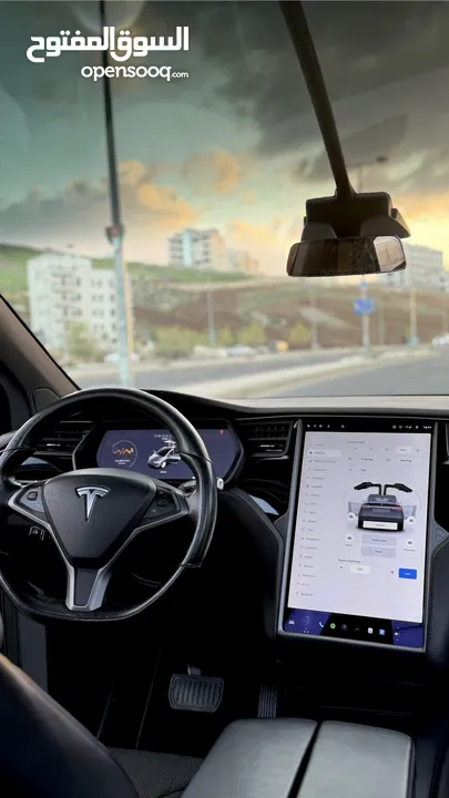 TESLA MODEL X 75D 2018  (تيسلا اكس كرت داخل الوكالة)