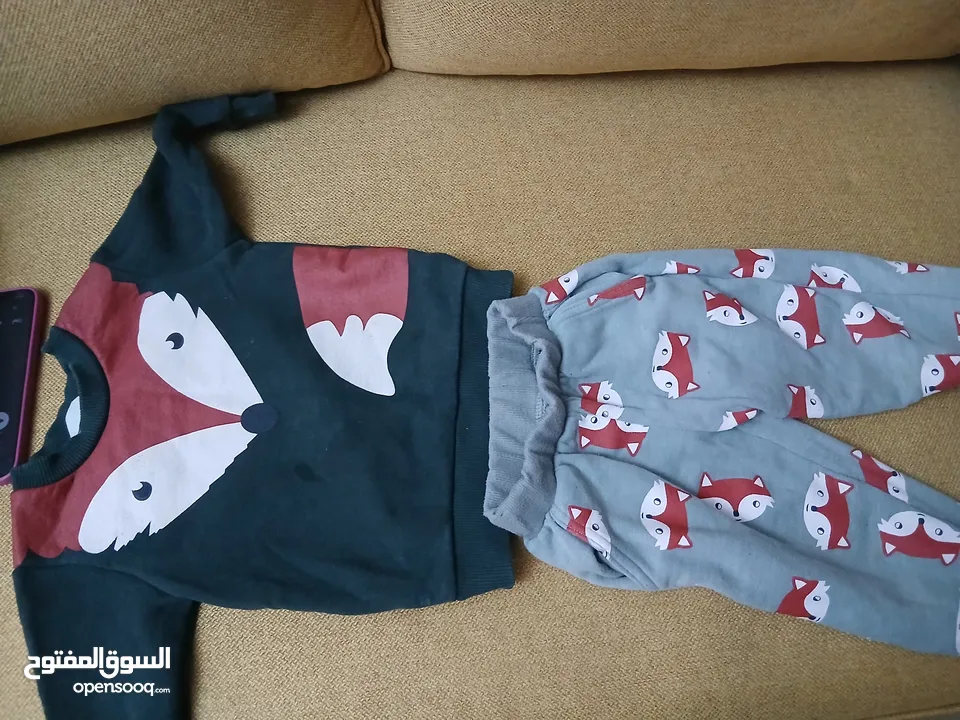 ملابس بناتي