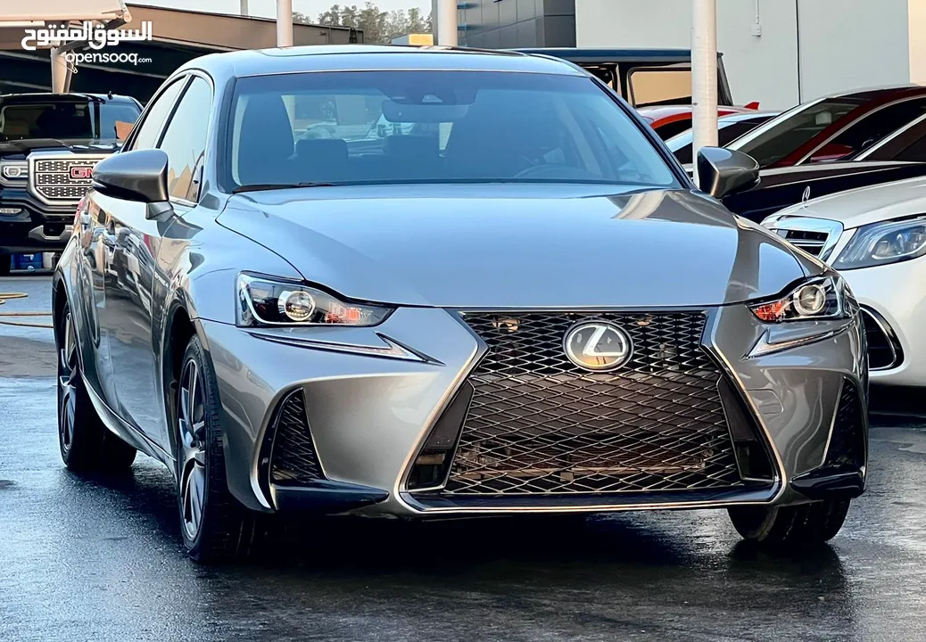 LEXUS/ iS  /300 /SPORTS/ 2020