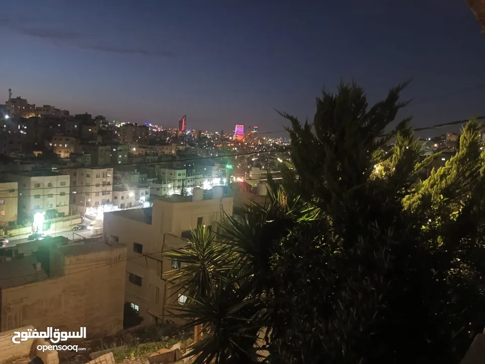 شقتين للبيع في حي نزال