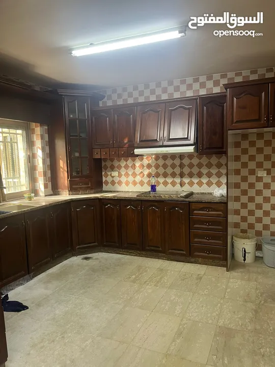 شقة ارضية للإيجار