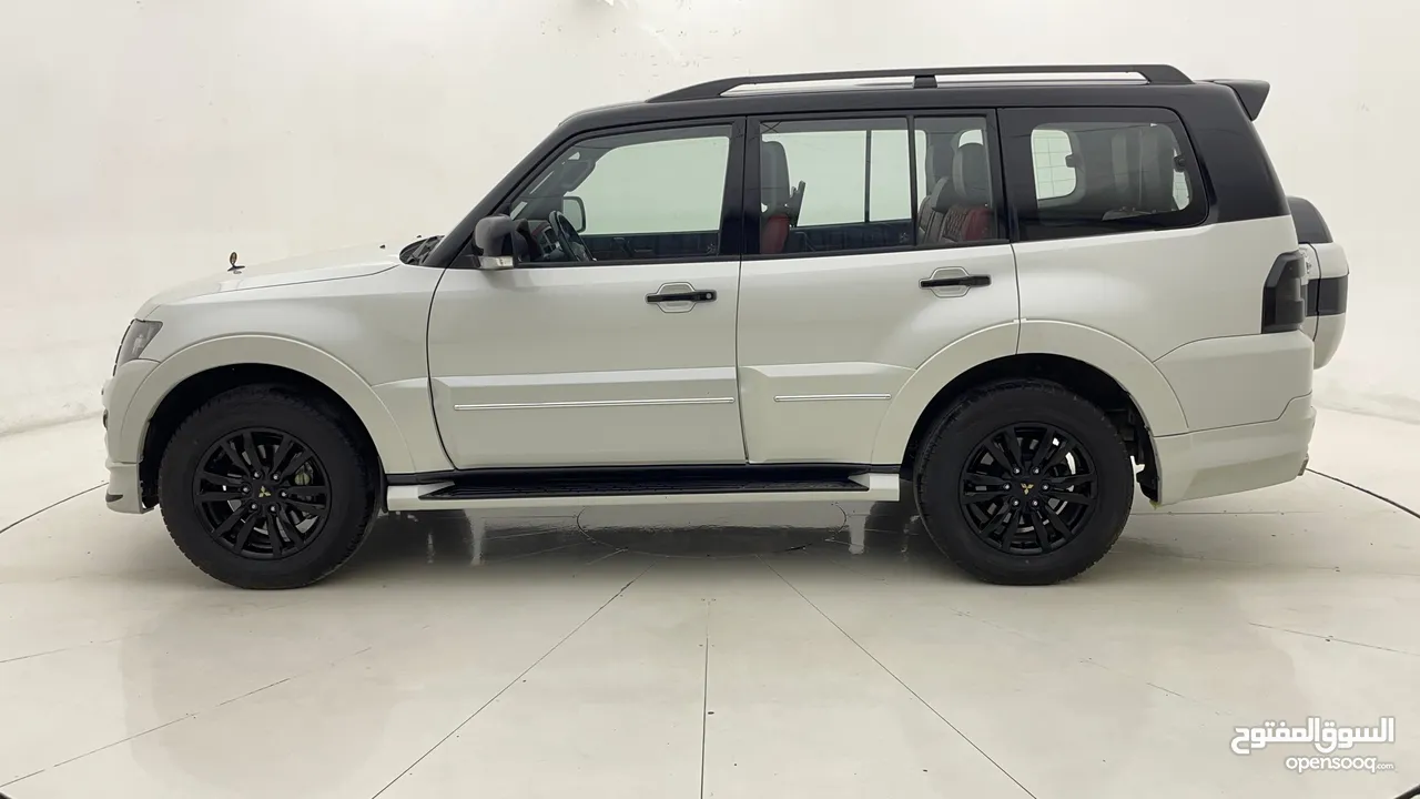 (HOME TEST DRIVE AND ZERO DOWN PAYMENT) MITSUBISHI PAJERO