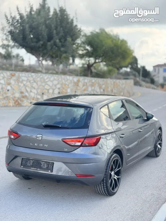 سيات ليون 18/19سيارة بحالة الوكالة شركةاصل الماني  1200 جير عادي فل إضافات عدا الفتحة  سعر مميز كاش