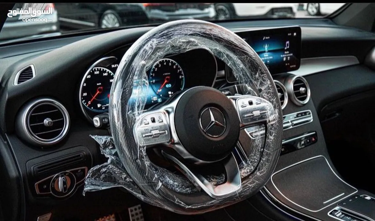 مرسيدس GLC300e وكاله كرت ابيض وعلى كفالة غرغور موديل 2022