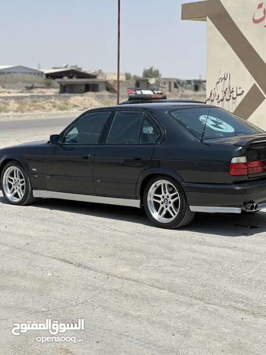 BMW موديل 1995 اصل السياره فول موصفات525