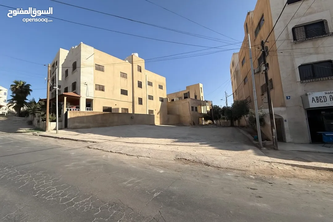 ارض للبيع بجبل طارق موقع مميز