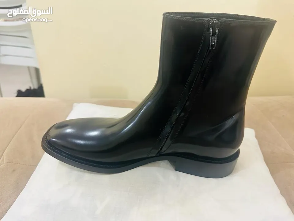 BRAND NEW BOOTS FOR SALE - BALENCIAGA