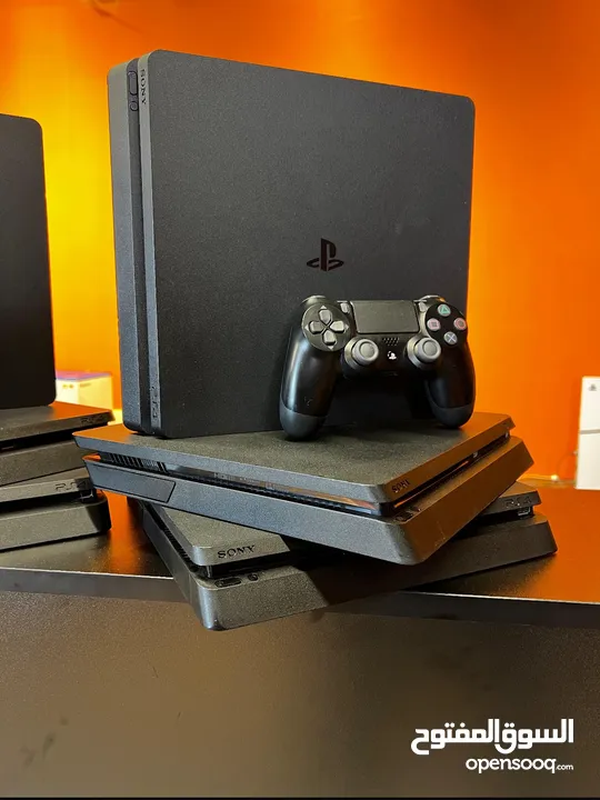 Ps4. PlayStation. Ps4 slim. Ps4 fat. بلايستيشن للبيع. بلايستيشن 4. بلايستيشن.  الاجهزه بحاله الوكاله
