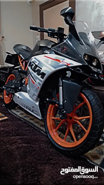 دراجه KTM rc390