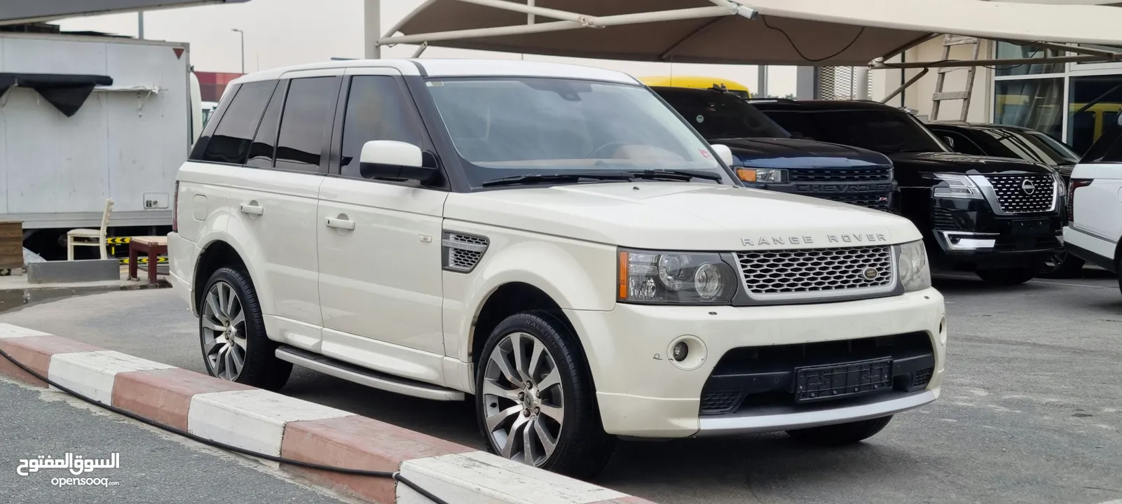 RANGE ROVER SPORT 2010 GCC FULL OPTION GOOD CONDITION INSIDE AND OUTSIDE