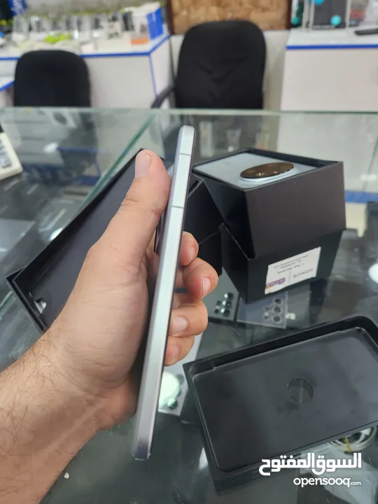 هونور ماجيك 7 برو  512GB كفالة الوكيل الرسمي بسعر مميز