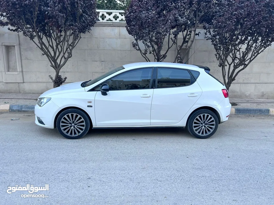 seat Ibizaكونكت  2018 دهان شركه برايفت ماطور 1200تيربو