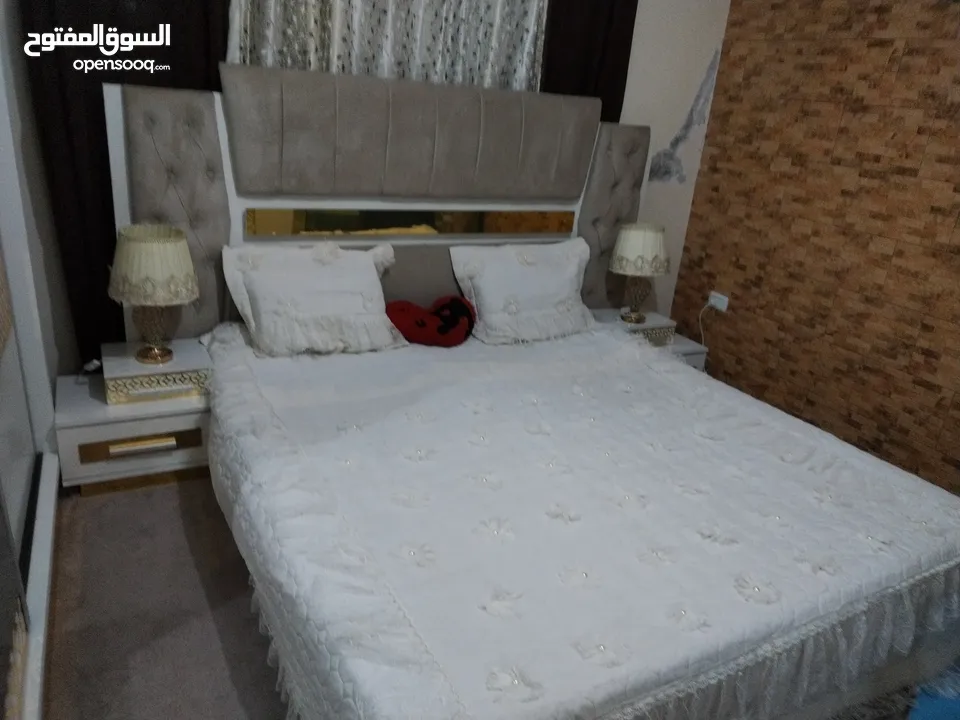 غرفه نوم استعمل خفيف الاتي 18 مع فرشه