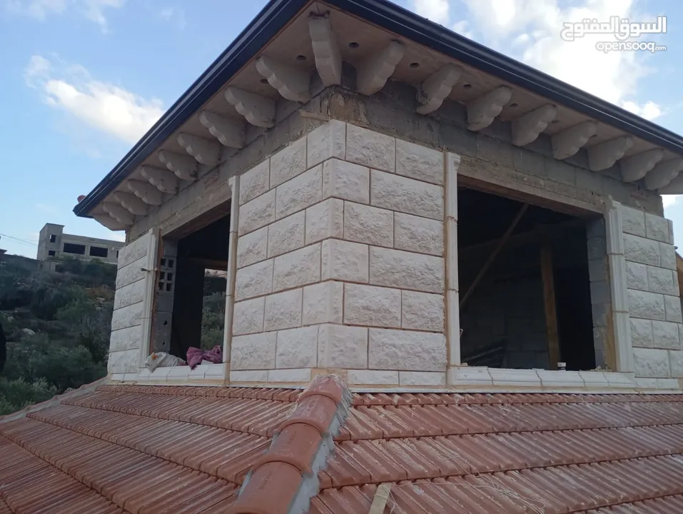 ارض سكنيه موقع مناسب جدا