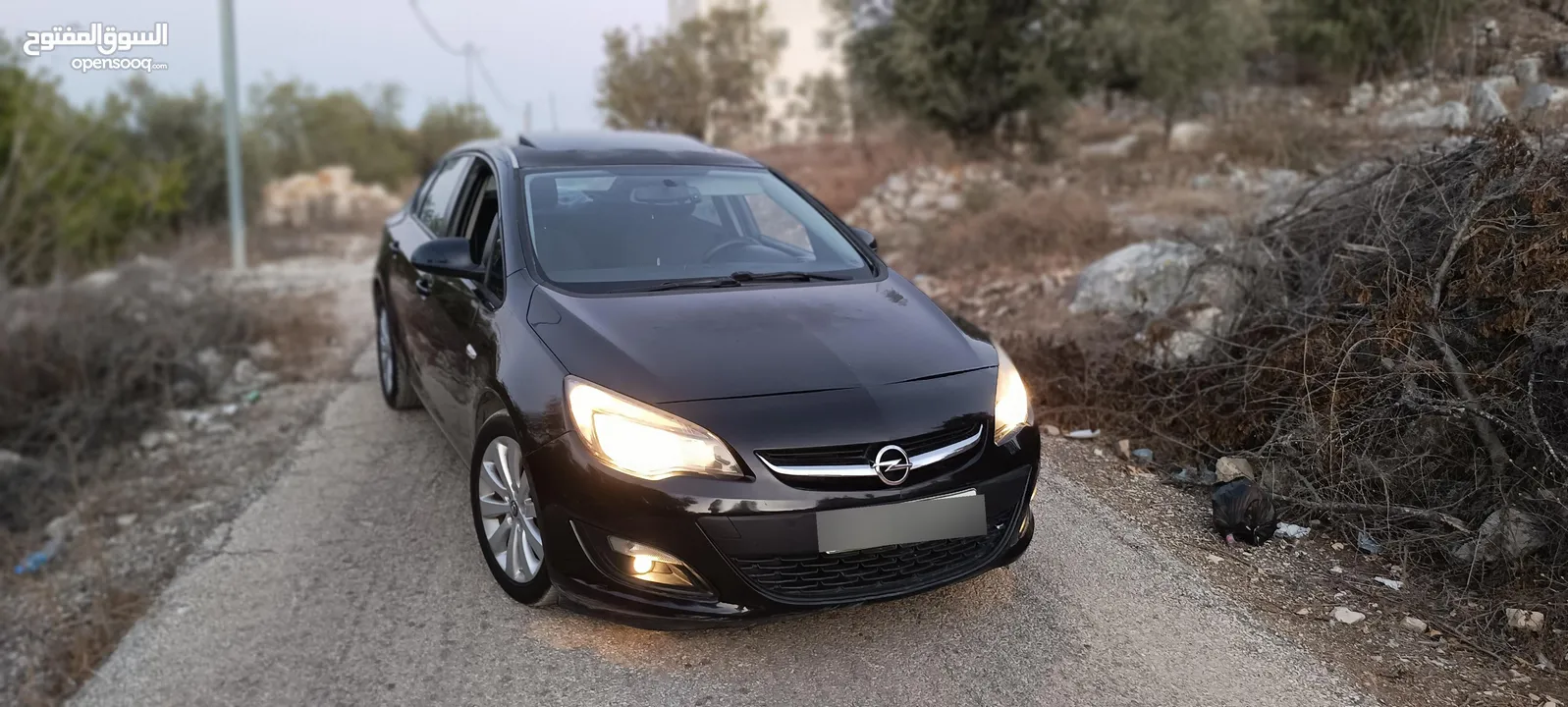 اوبل استرا مميزه
