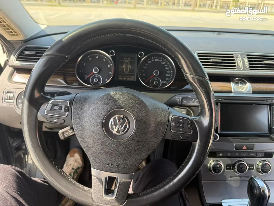 VOLKSWAGEN PASSAT 2013