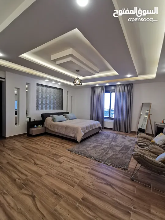 شقة Luxury طابقية مساحة 600م مع مسبح داخلي