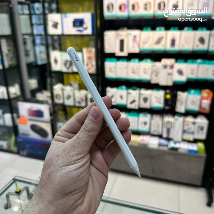 iPad Pro 11" 256G WiFi With Apple Pencil    بطارية 87%2 بحالة ممتازة