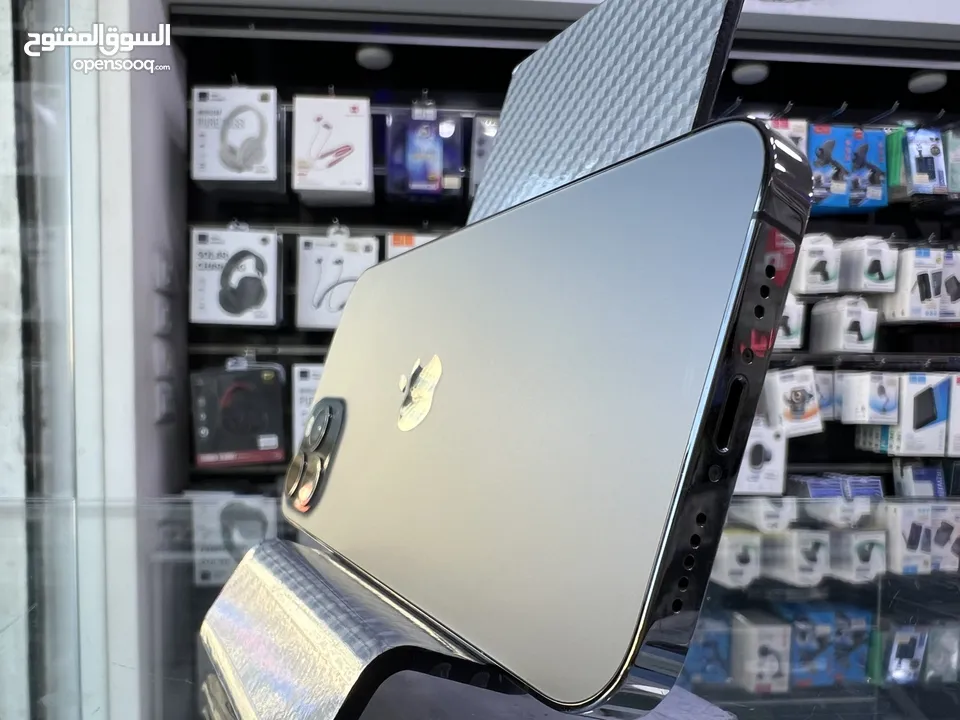 iPhone 12 Pro (256) GB ايفون 12 برو  256 جيجا مستعمل بحالة ممتازة  غير مصلح او مغير اي قطع نهائياً.