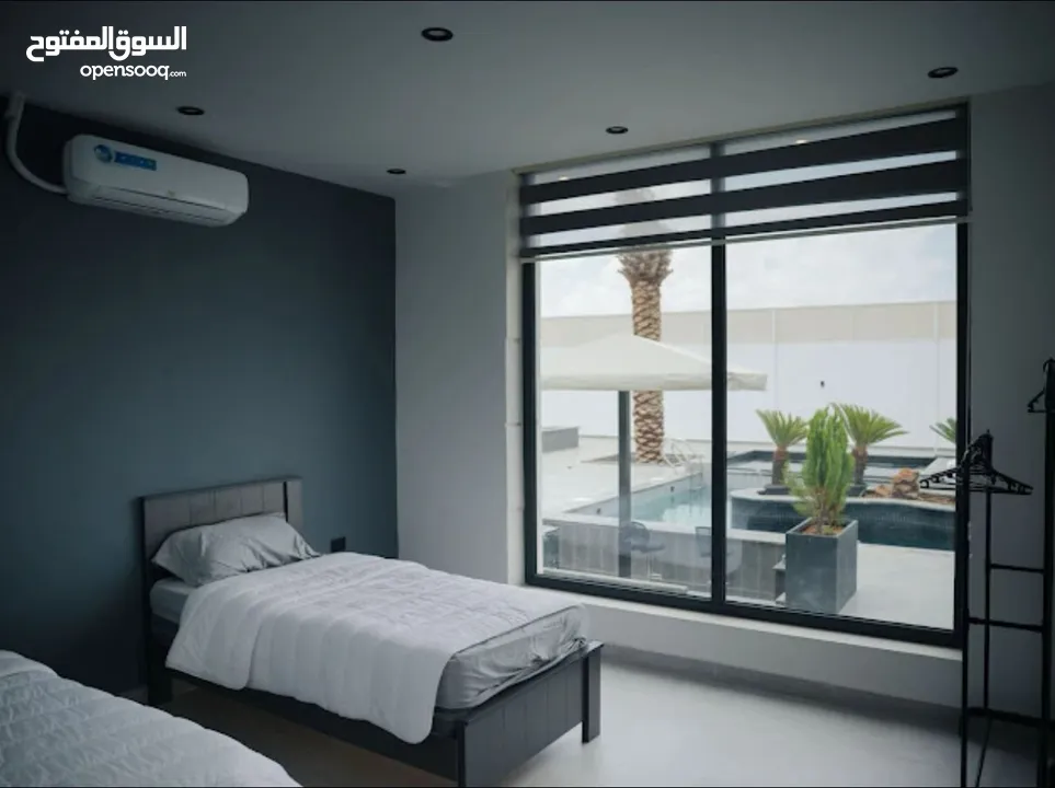 بمنطقه الراما بالقرب من منتجع البحيره بمساحه 1000م و مساحه البناء 145 م 3 غرف نوم استخدام شخصي