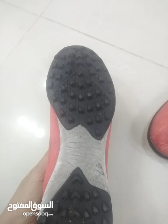 حذاء كرة قدم اديداس اصلي لون احمر