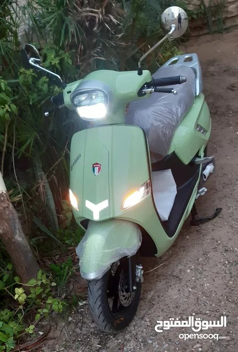 مطلوووب  موطو صينية صفار  موديل حديث 150cc