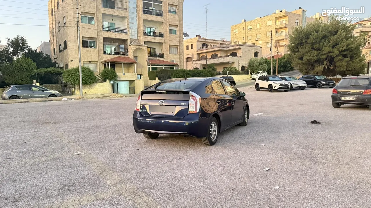 تويوتا بريوس 2015 عداد قليل كاش وبالاقساط