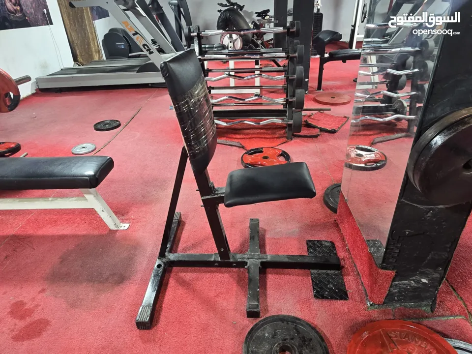 نادي جيم كامل للبيع