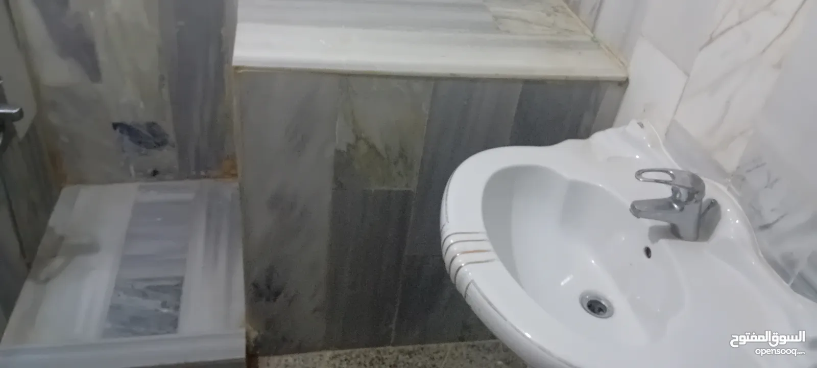 شقة للإيجار في زبده