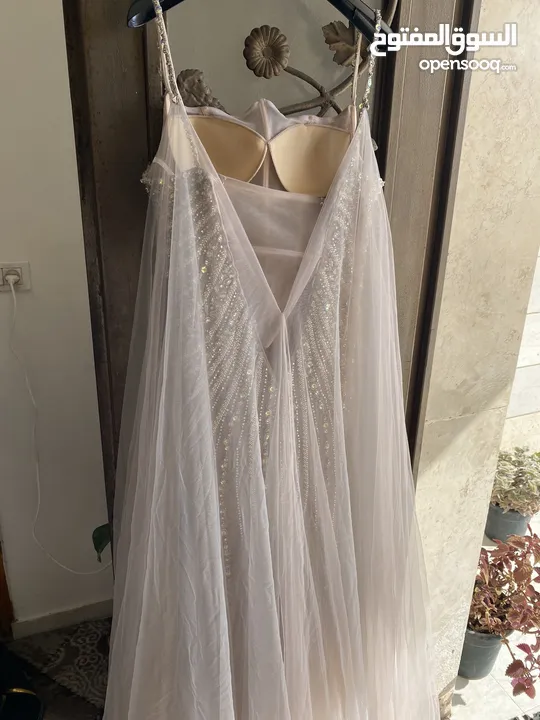 فستان سهرة جديد