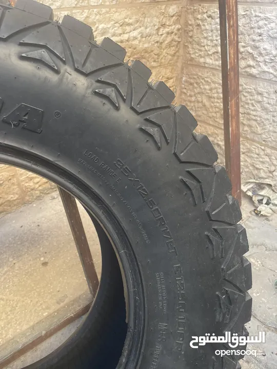 كوشوك مقاس 35علا 12.5 جميل جدا