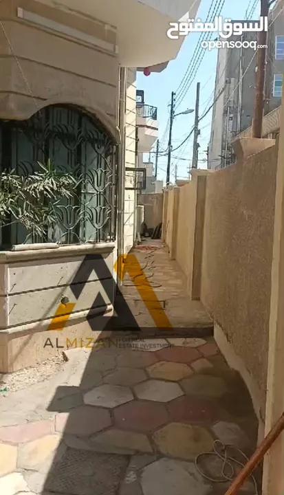 منزل تجاري للايجار البصرة - حي عمان  300 متر