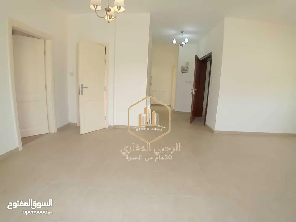 روف / للايجار / 3نوم / مطل مع ترس / دابوق