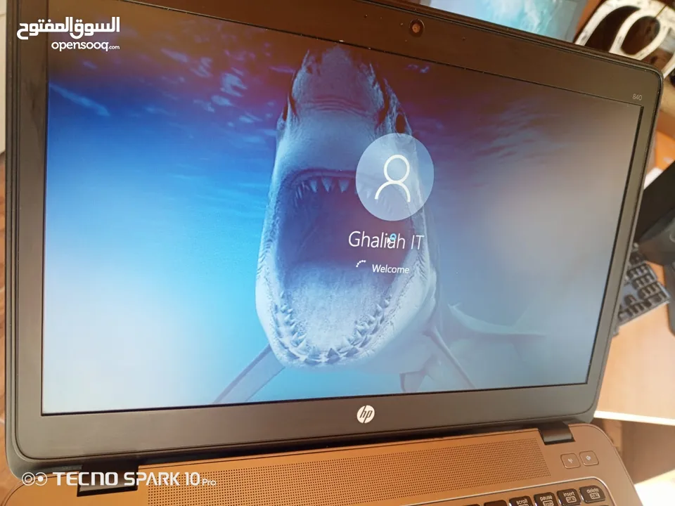 لابـــــتوب HP ـــــــ للبيــــع بســــعر مـــغري ..................................................