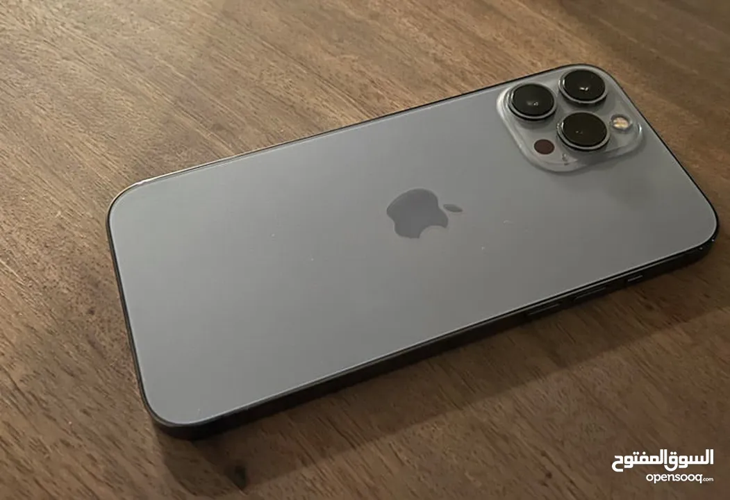 ايفون 13 بروماكس للبيع