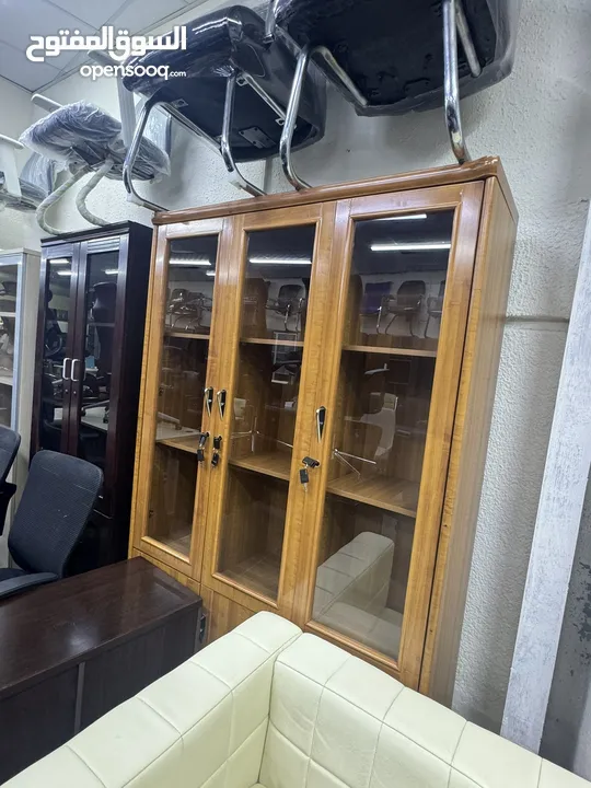 Used Office Furniture Selling and Buying