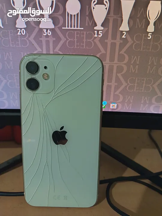 ايفون 11 ابيض 128 جيجا