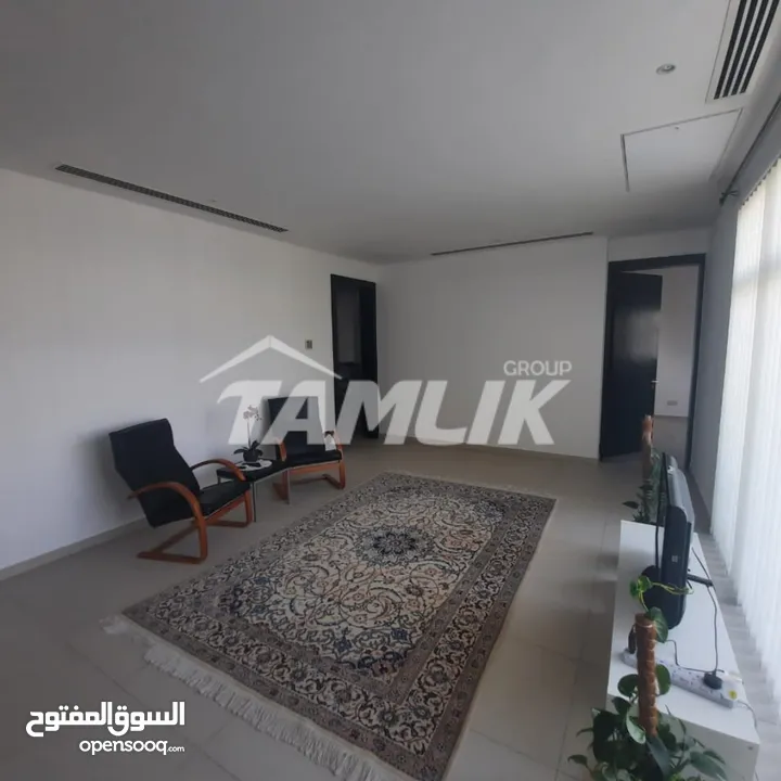 Luxurious 4 + 1 Villa for Sale in Al Mouj  REF 136GM فيلا للبيع في الموج