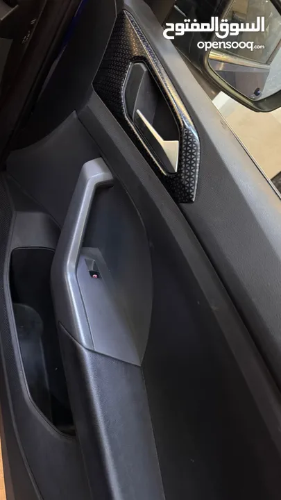 فولكس فاجن T-cross موديل 2021 للبيع  دفعة وشيكات شخصية بدون بنوك ولا كفلاء